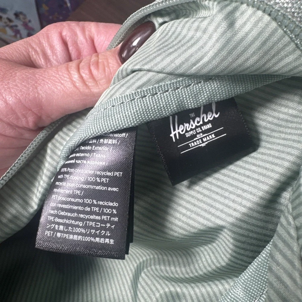 Herschel Supply Co. Light Green Fanny Pack Waist Bag‎